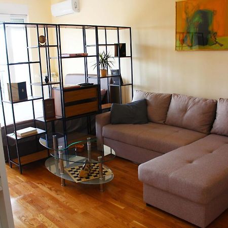 Exceptional Accommodation Cacak Bagian luar foto