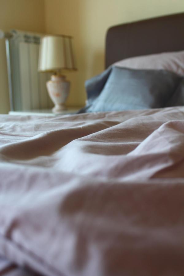 Exceptional Accommodation Cacak Bagian luar foto