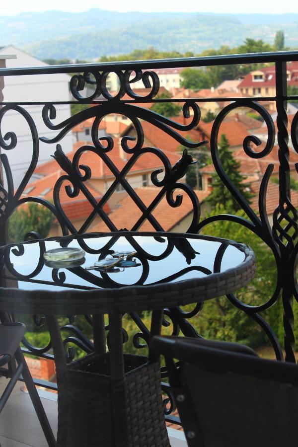 Exceptional Accommodation Cacak Bagian luar foto